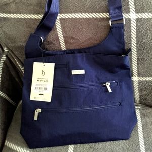 Baggalini Bucket Bagg Purse